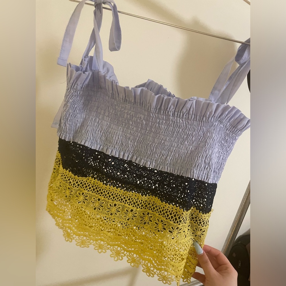 Cute summer top never worn